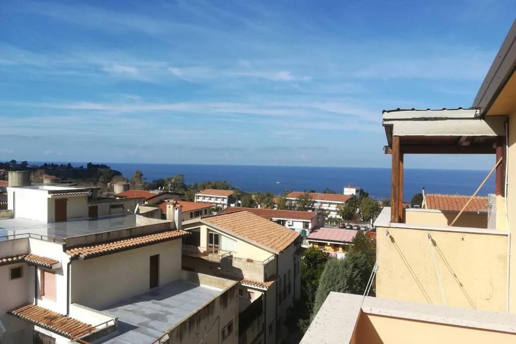 Appartamento Orizzonte Stromboli Тропеа Екстериор снимка