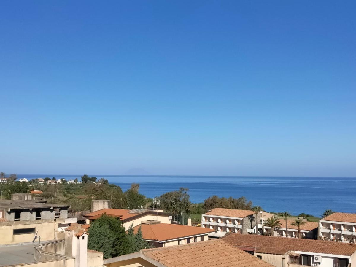 Appartamento Orizzonte Stromboli Тропеа Екстериор снимка